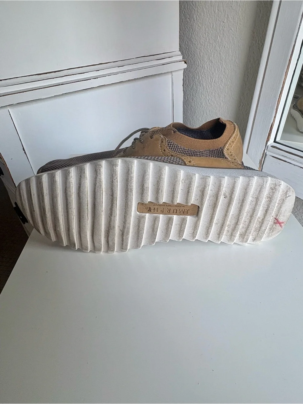 Men’s Casual Wingtip Derbys in Tan and Gray